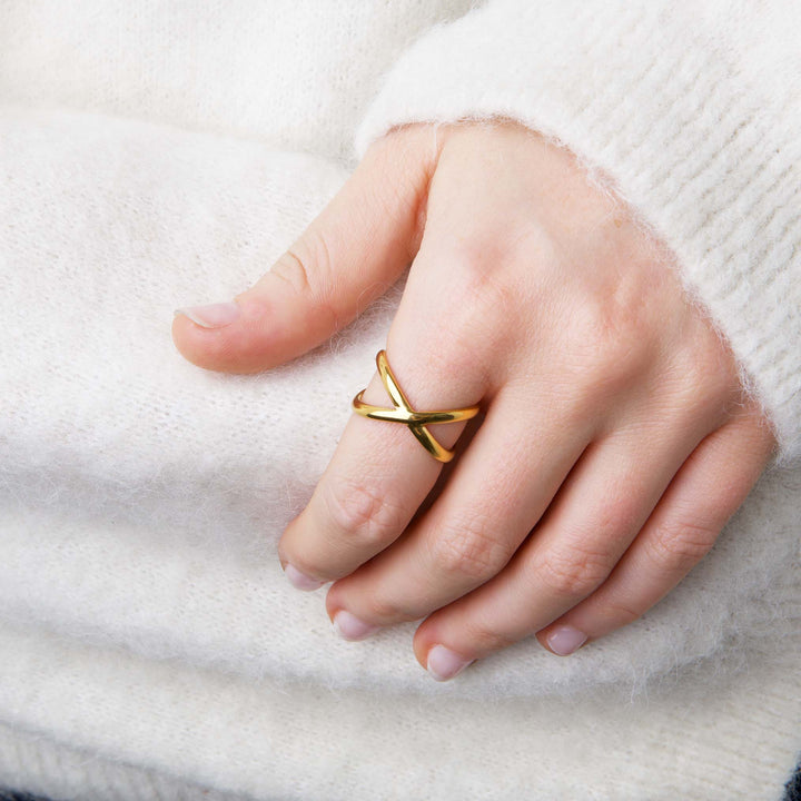 Mona - Abstract Ring Stainless Steel