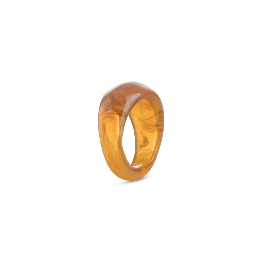 Hattie - Statementring i resin
