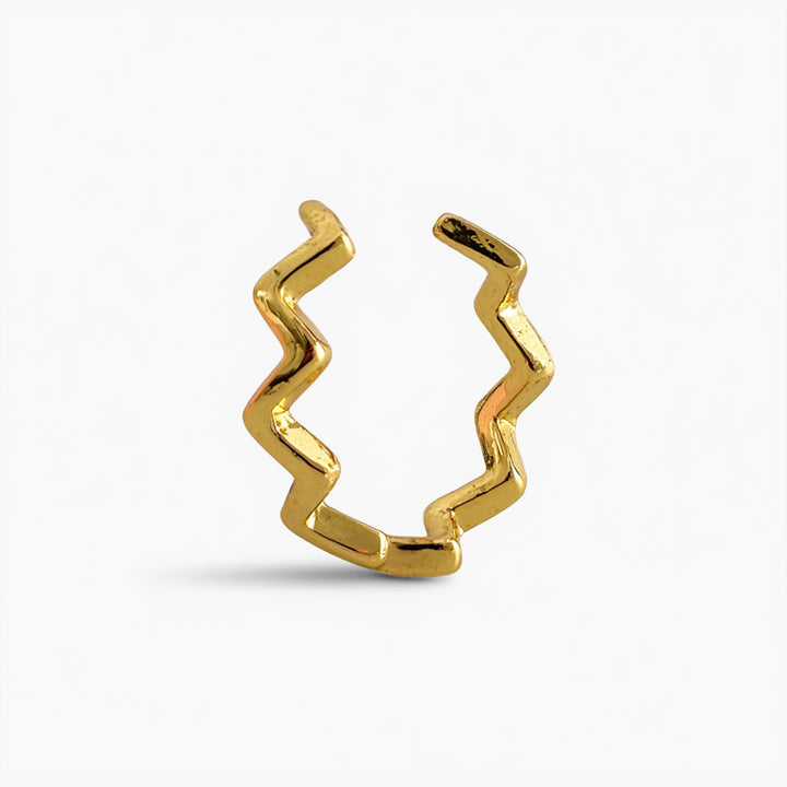 Eila - Ear Cuff Ondulado em Aço Inoxidável