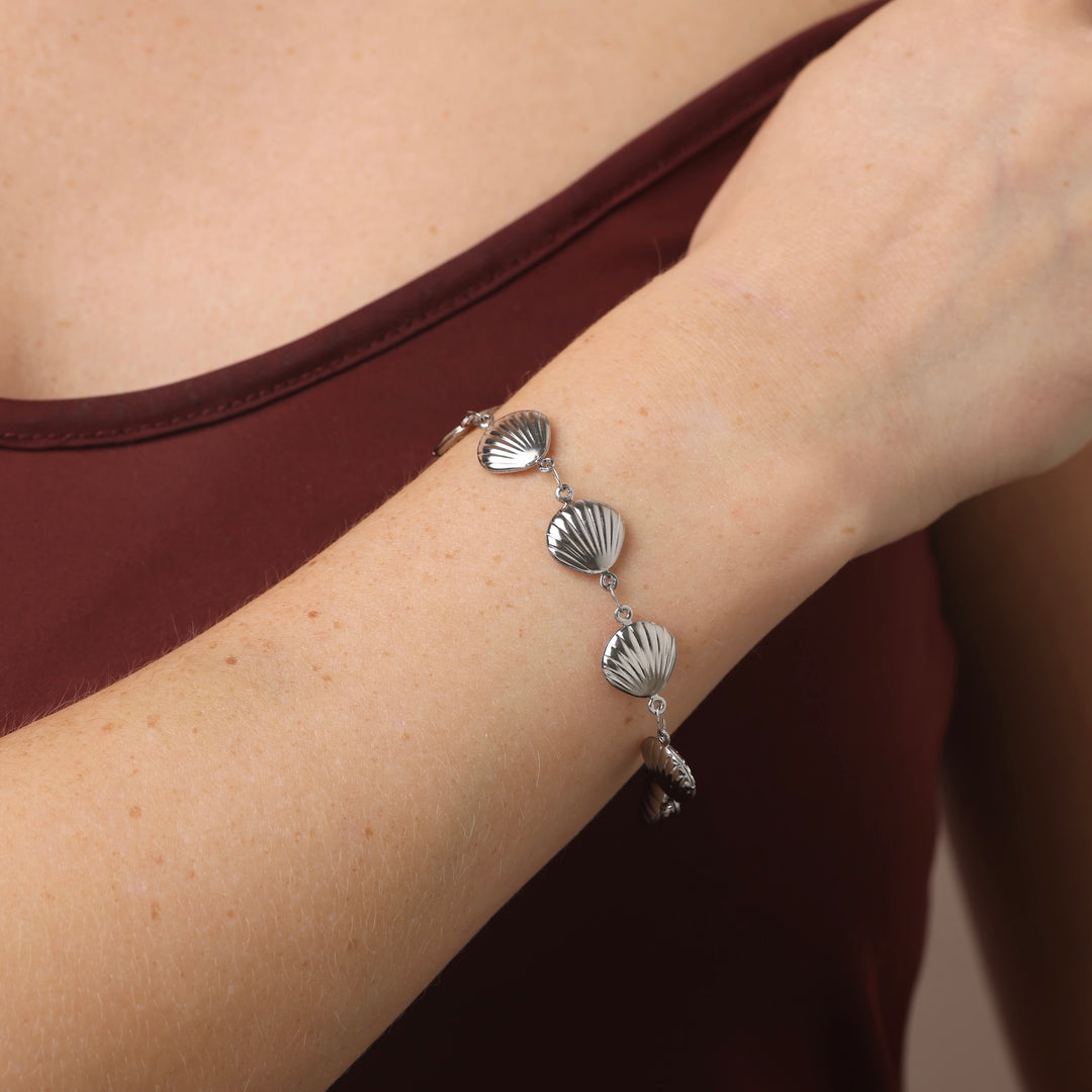 Estrid - Shell-armbånd i rustfrit stål | Timi of Sweden