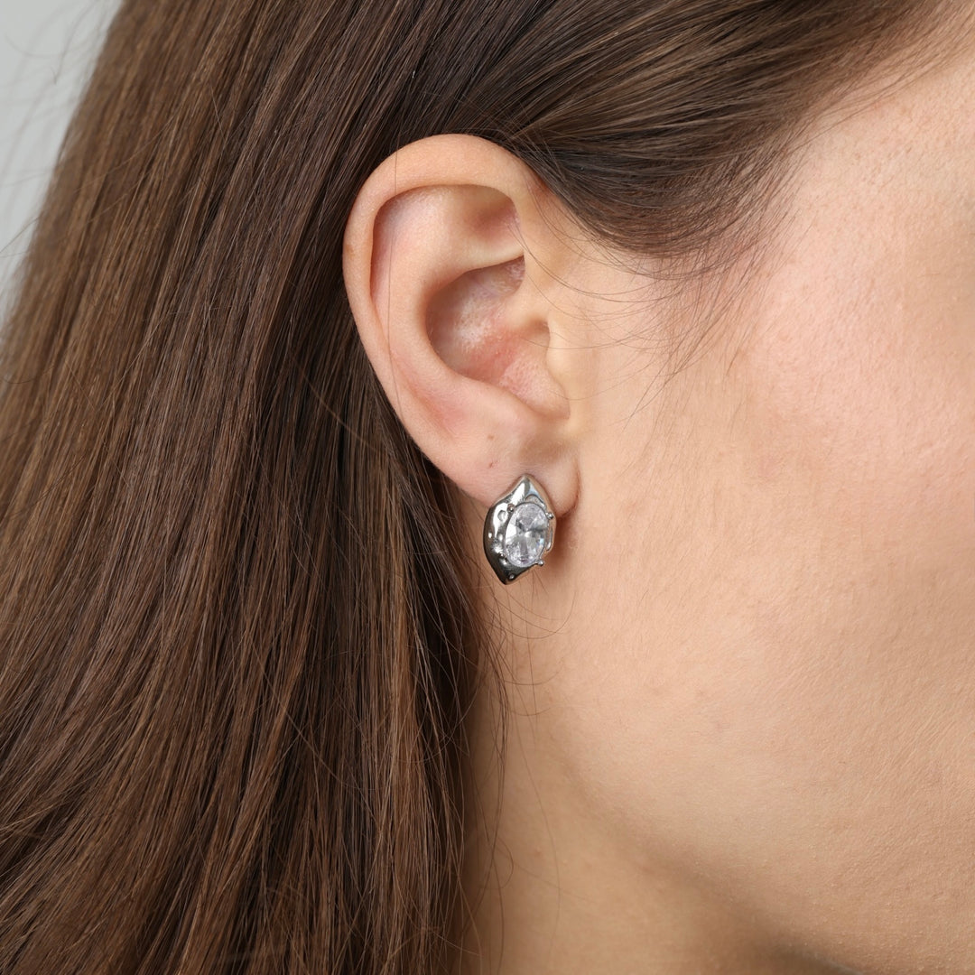 Azia – kristallstuds i rostfritt stål, silver | Timi of Sweden