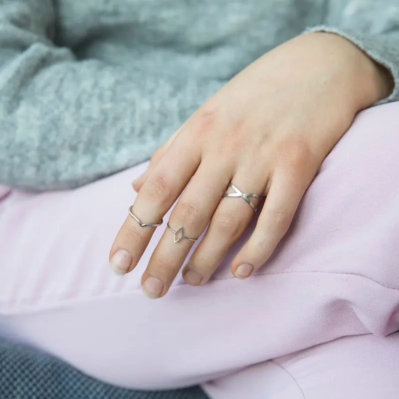 Small Chevron Ring Silver