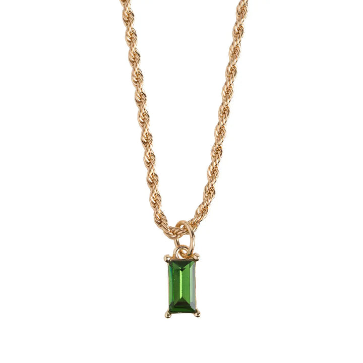 Emerald crystal with twisted chain